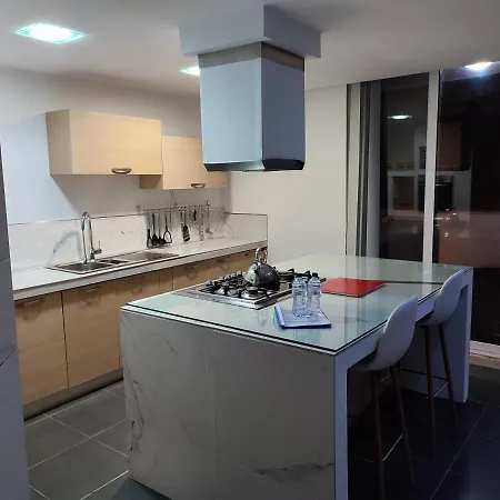 Riviera Penthouse * 마르사스칼라