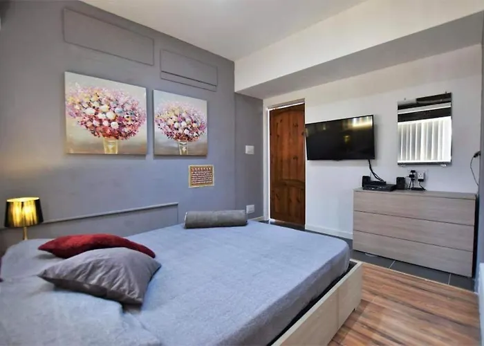 Riviera Penthouse Apartament *